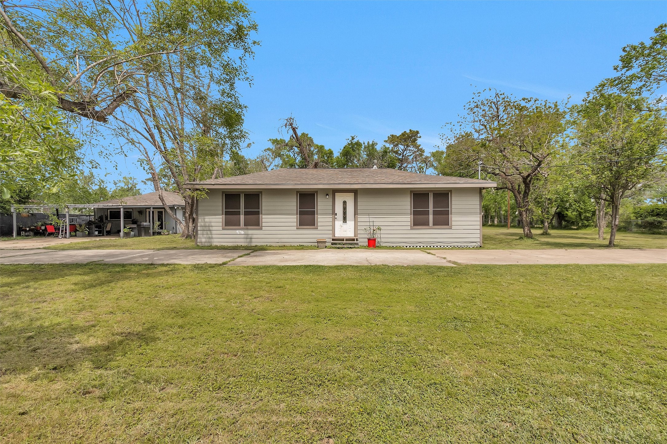 1725 Strawn Road Houston, TX 77039 - Photo 9 of 50