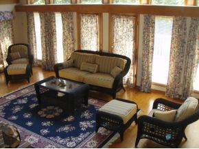 596 Beidleman Road Bristol, TN 37620 - Photo 10 of 12 GREAT ROOM