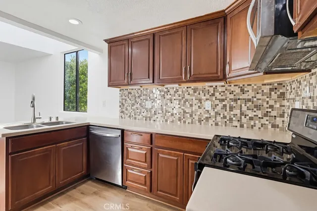 $3,600 | 23117 Kimmore Terrace, Valencia, CA 91355