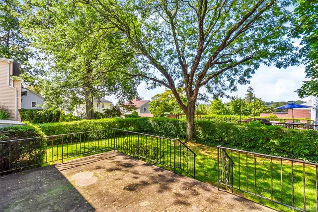 $1,300,000 | 73 Ewart Street, Scarsdale, NY 10583