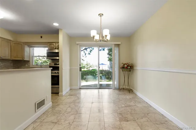 $1,300,000 | 73 Ewart Street, Scarsdale, NY 10583