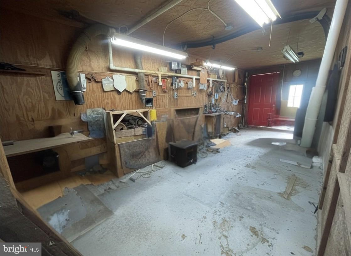3111 Eckard Road Westminster, MD 21157 - Photo 16 of 18 Workshop area behind 2 bay garage