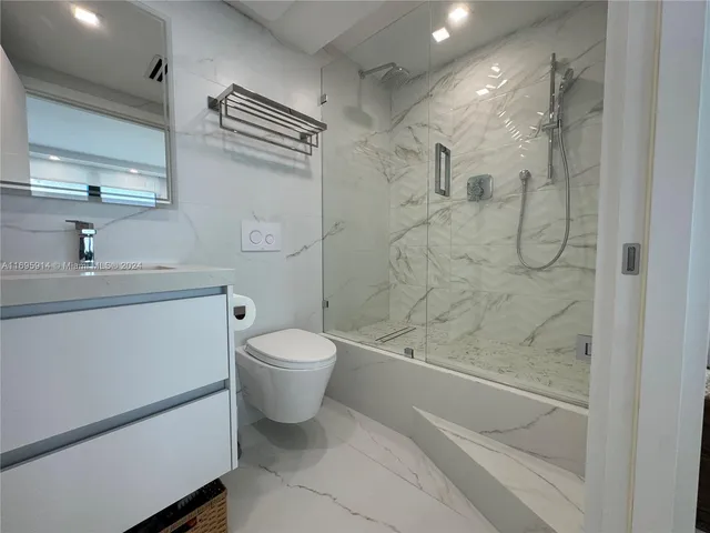 $10,000 | 9801 Collins Avenue, Unit 20E, Bal Harbour, FL 33154