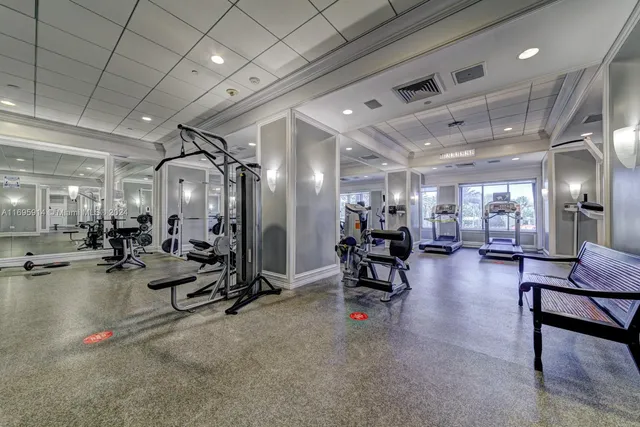 $10,000 | 9801 Collins Avenue, Unit 20E, Bal Harbour, FL 33154