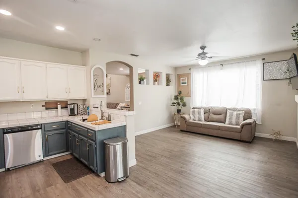 $589,999 | 9355 Bennoel Way, Elk Grove, CA 95758