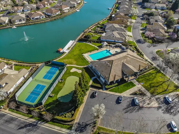 $589,999 | 9355 Bennoel Way, Elk Grove, CA 95758