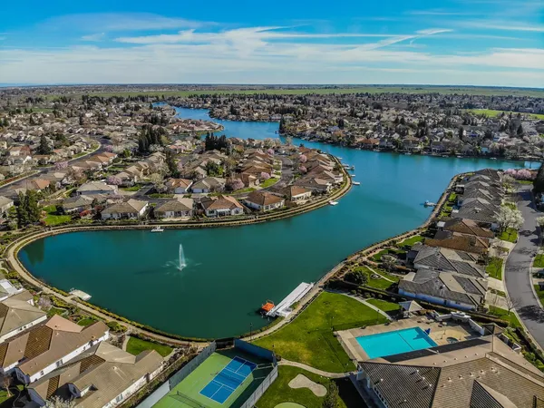 $589,999 | 9355 Bennoel Way, Elk Grove, CA 95758