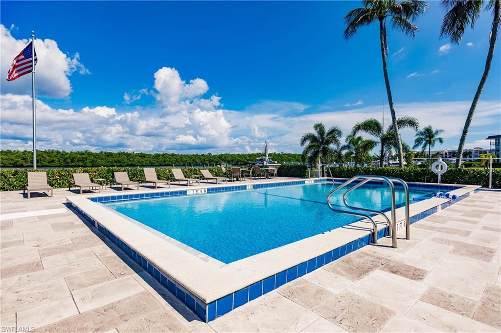 307 Goodlette-Frank Road, Unit 503B Naples, FL 34102 - Photo 19 of 24 Community pool