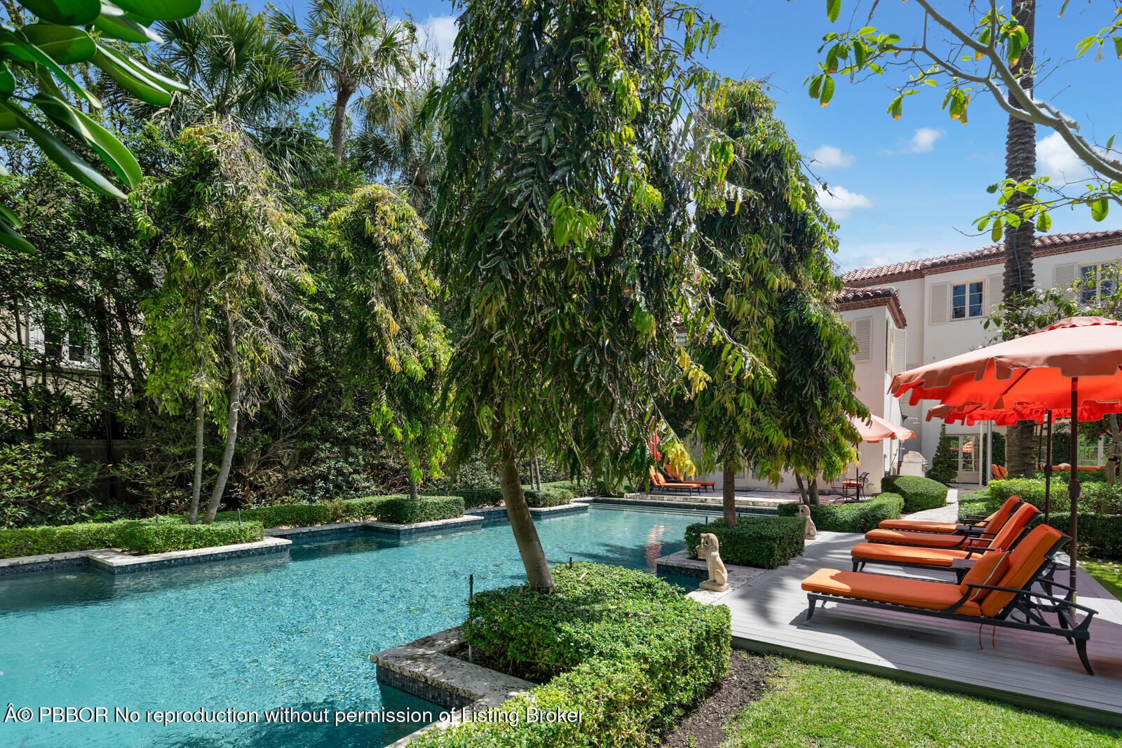 111 Via Del Lago Palm Beach, FL 33480 - Photo 22 of 72 a view of a yard with chairs
