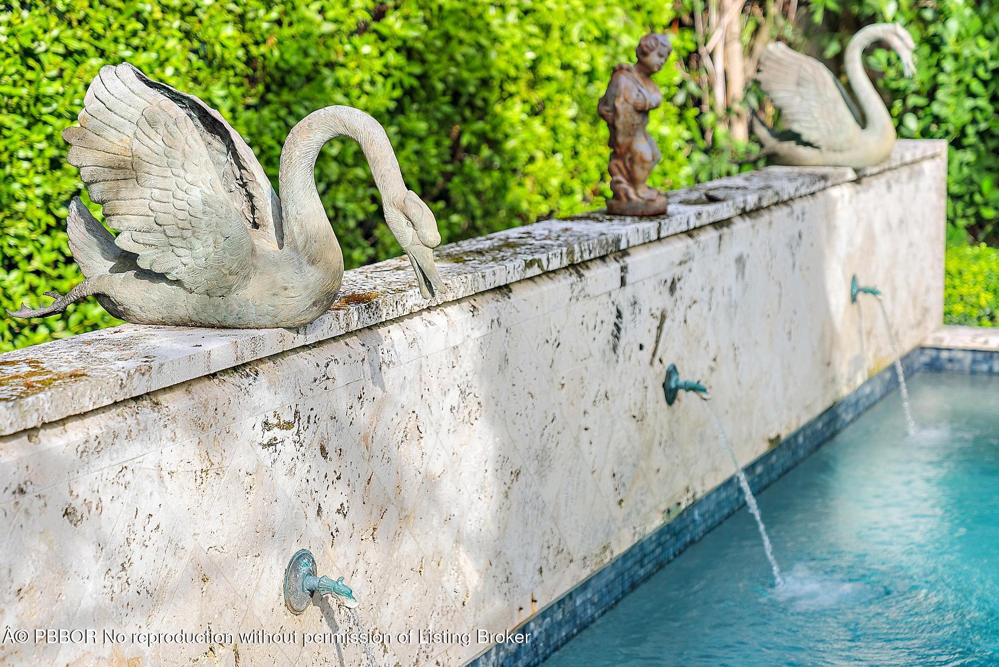 111 Via Del Lago Palm Beach, FL 33480 - Photo 57 of 72 111 Via Del Lago-15