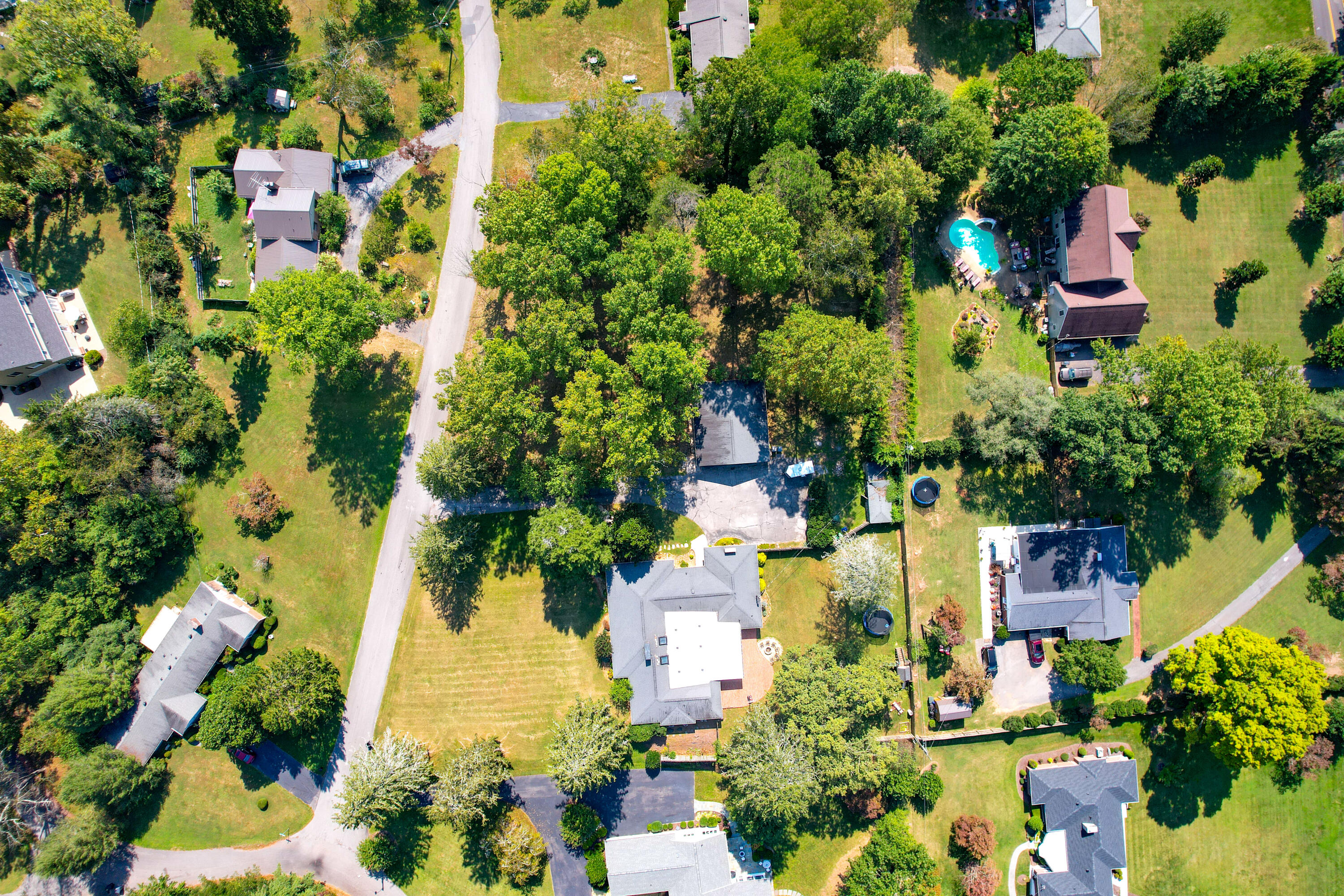 105 Mimosa Road Bristol, TN 37620 - Photo 105 of 114 Mimosa Drone-20