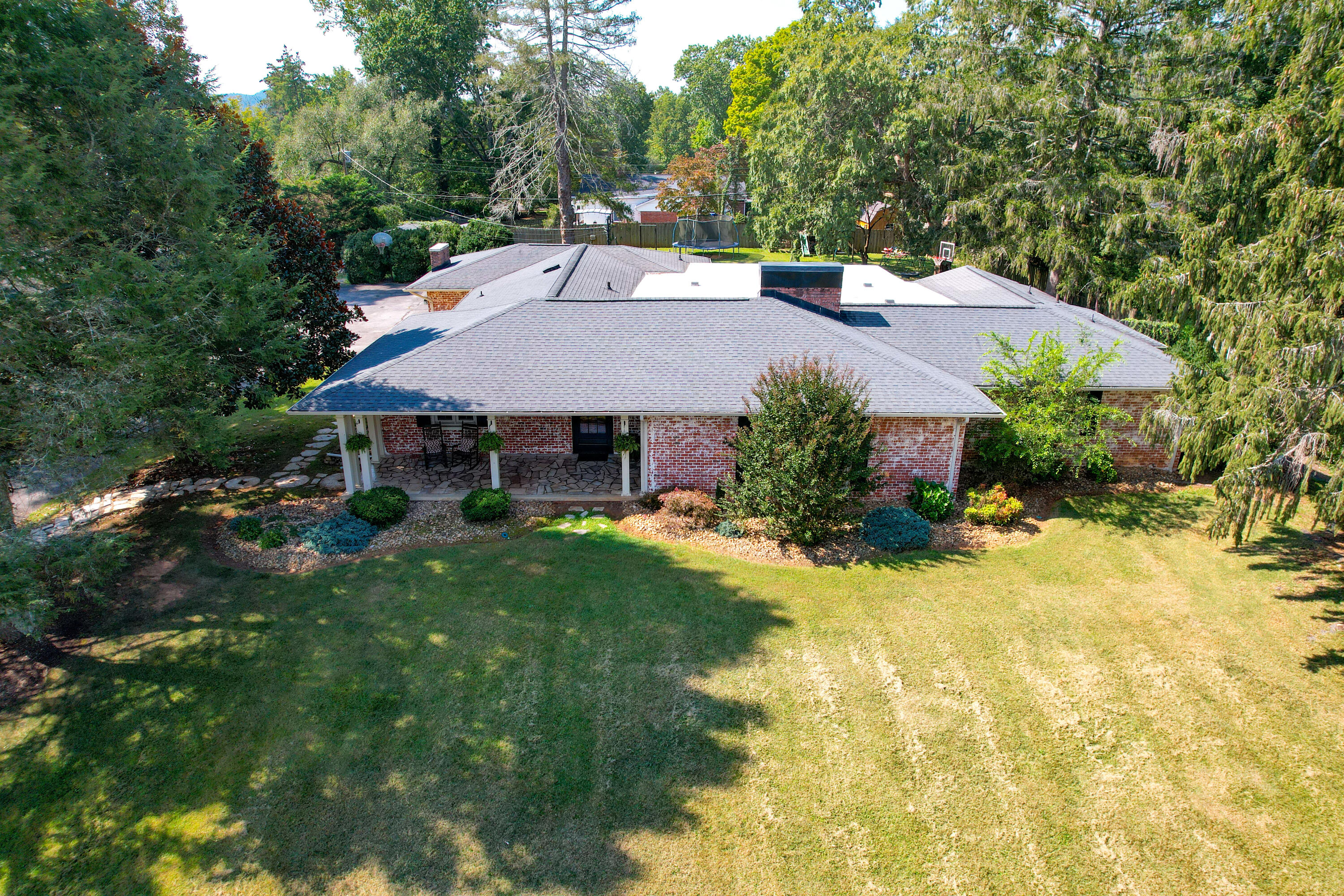 105 Mimosa Road Bristol, TN 37620 - Photo 109 of 114 Mimosa Drone-24