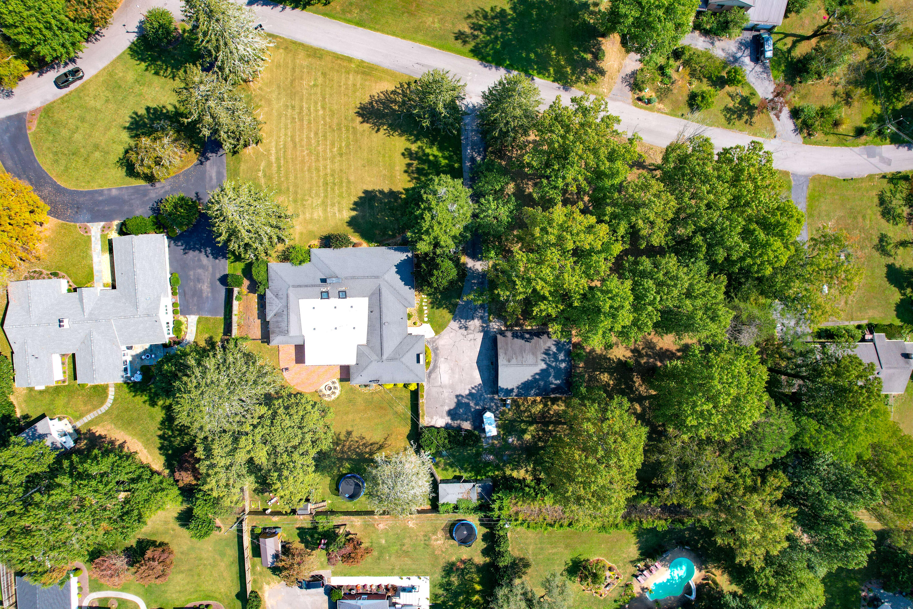 105 Mimosa Road Bristol, TN 37620 - Photo 82 of 114 Mimosa Drone-19