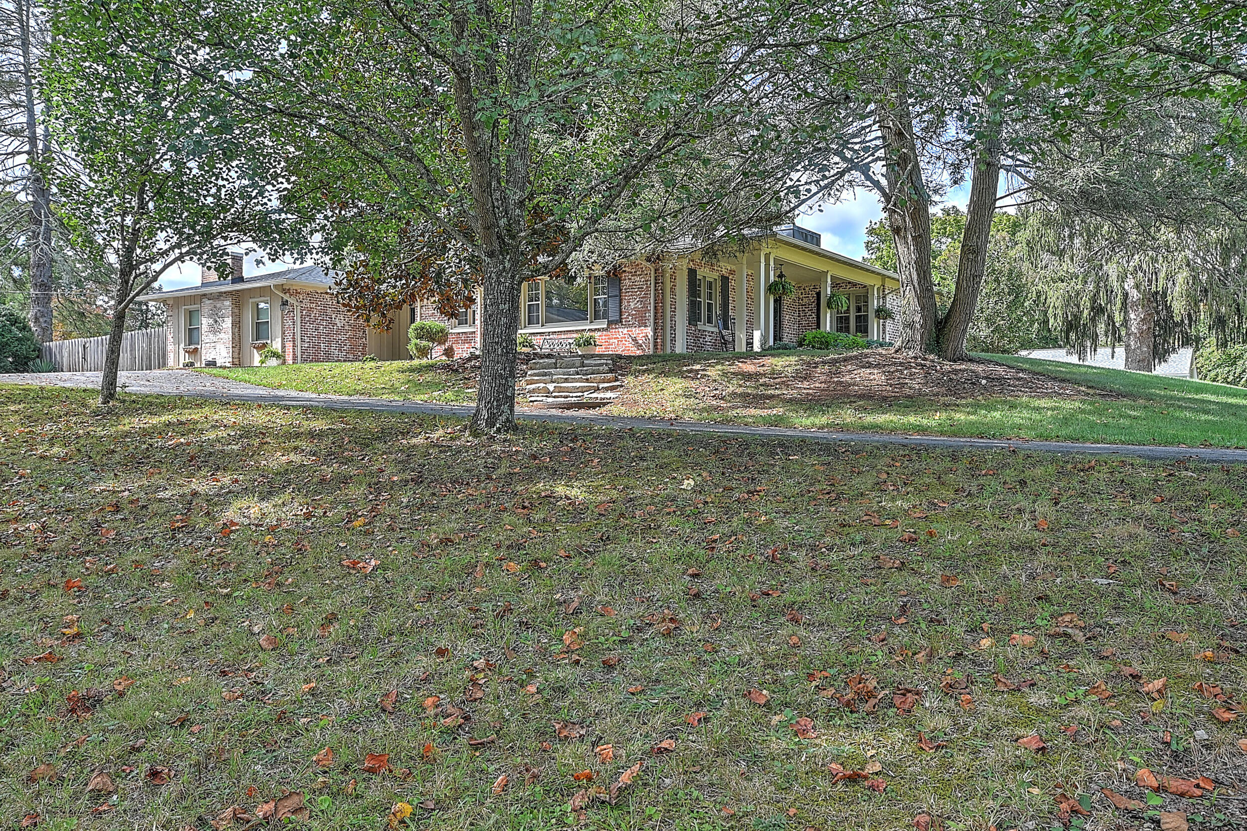105 Mimosa Road Bristol, TN 37620 - Photo 93 of 114 Mimosa-16