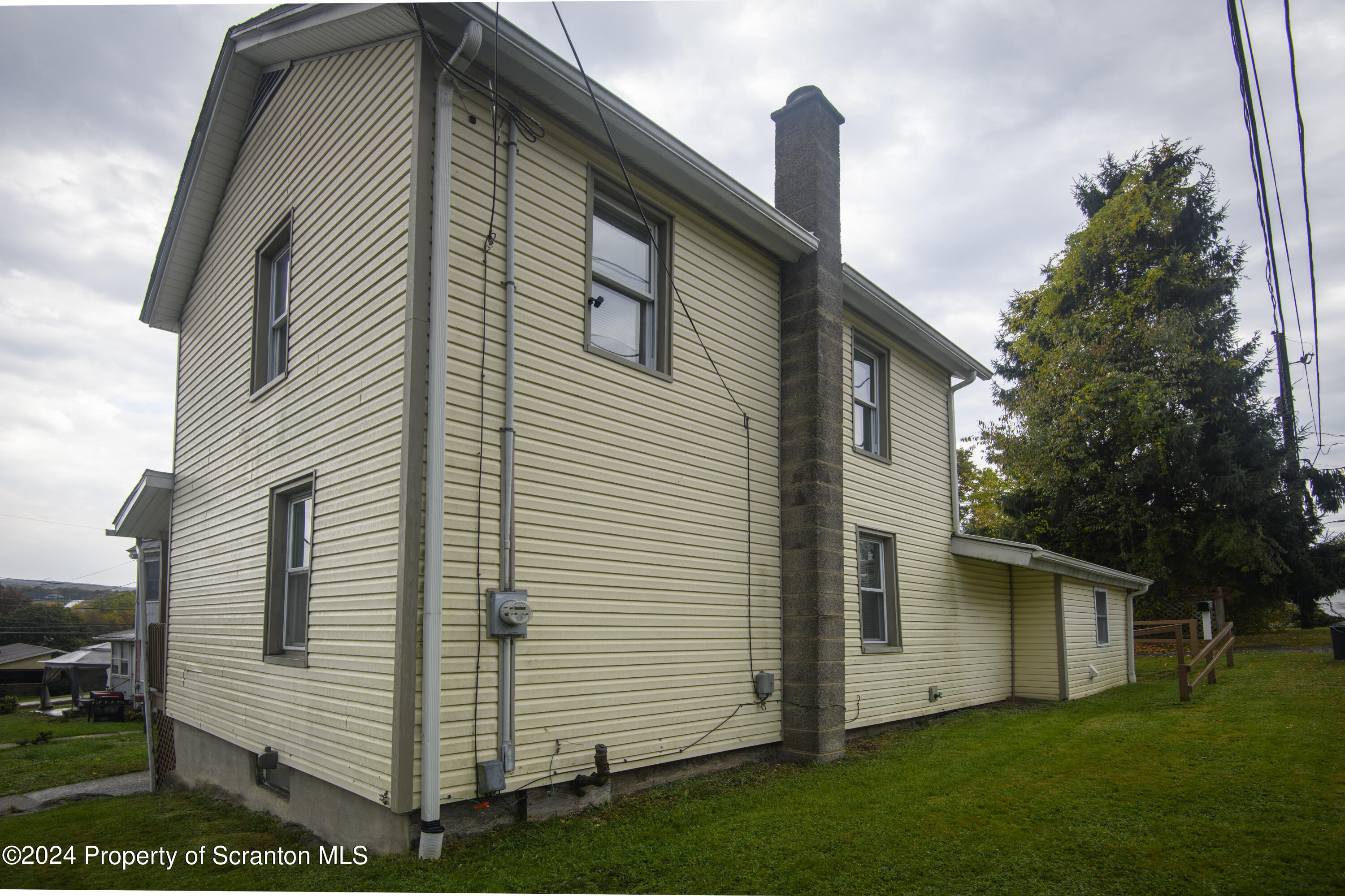 1001 Ridge Street Olyphant, PA 18447 - Photo 20 of 21 Gallery Image 20