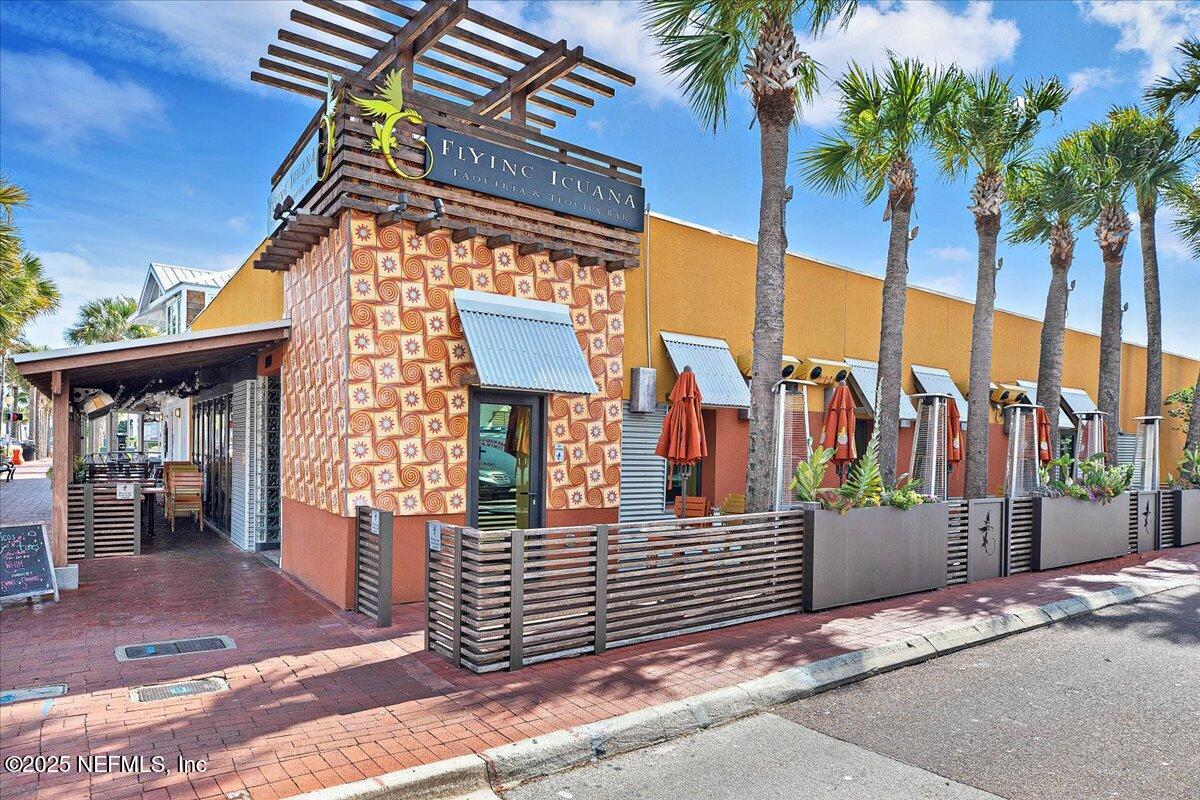 314 8th Street, Unit A Atlantic Beach, FL 32233 - Photo 30 of 31 3-Nearby Restaurant