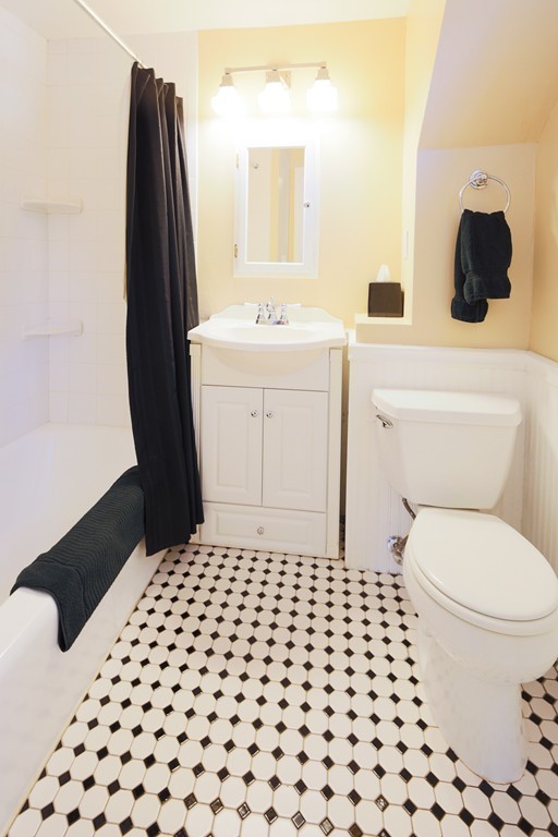 707 South Street Waltham, MA 02453 - Photo 15 of 20