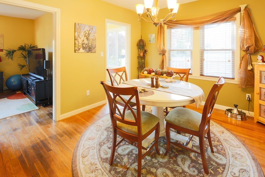 707 South Street Waltham, MA 02453 - Photo 8 of 20