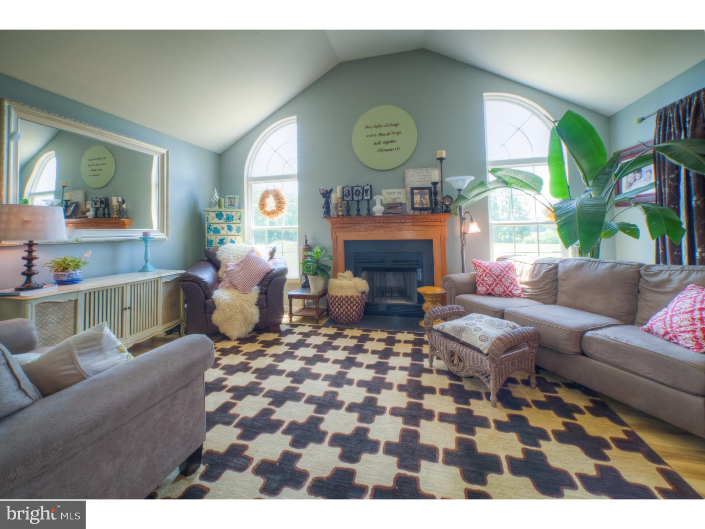 5352 Lake Road Newfield, NJ 08344 - Photo 10 of 24 Family Room