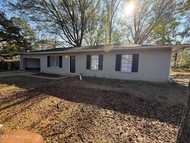 $70,000 | 1907 Bienville Drive, Jackson, MS 39212