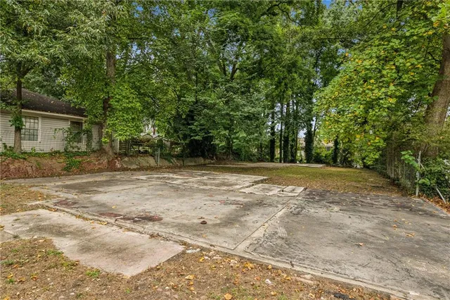 $229,000 | 2142 Dowdell Drive, Chamblee, GA 30341