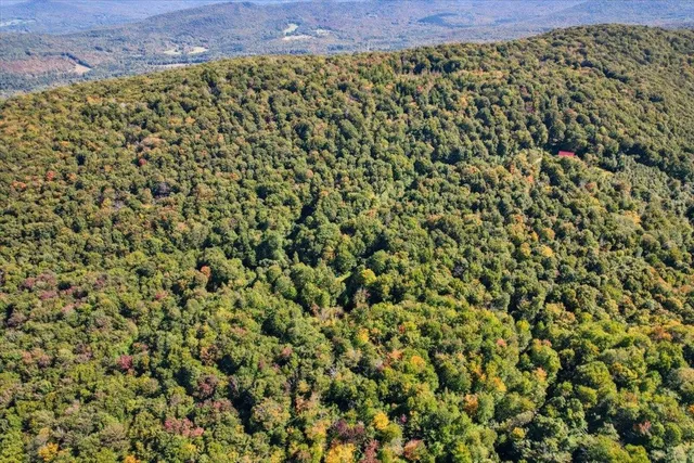 $125,900 | 912 Deer Run Lane, Enosburg Falls, VT 05450