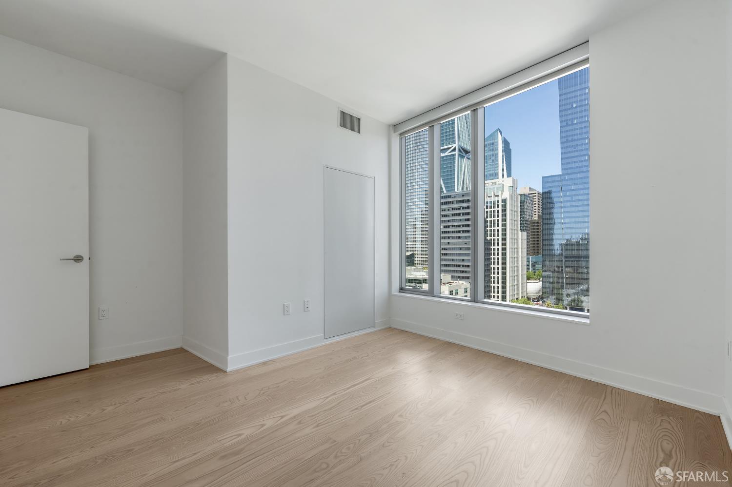 338 Main Street, Unit 22H San Francisco, CA 94105 - Photo 18 of 43