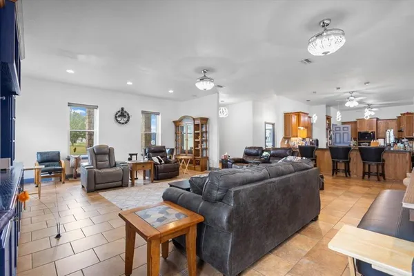 $699,000 | 15515 County Road, Tyler, TX 75702