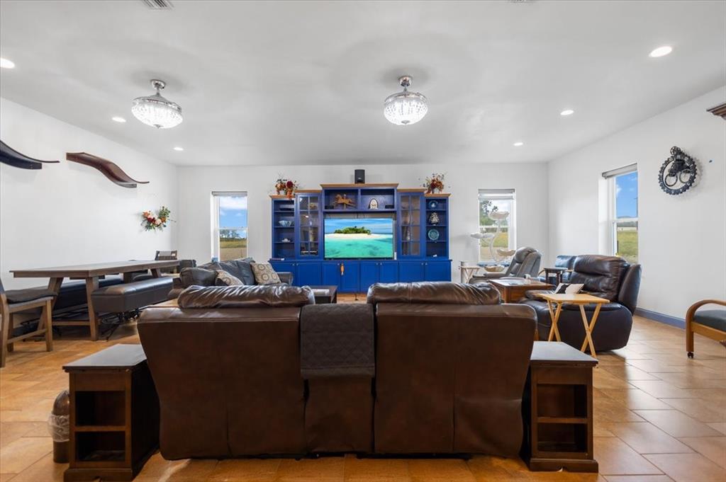 15515 County Road Tyler, TX 75702 - Photo 21 of 40