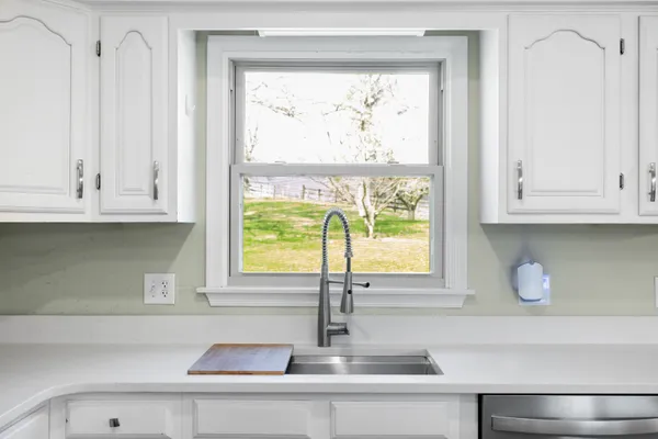 $600,000 | 41 Last Raid Lane, Churchville, VA 24421