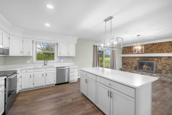 $600,000 | 41 Last Raid Lane, Churchville, VA 24421