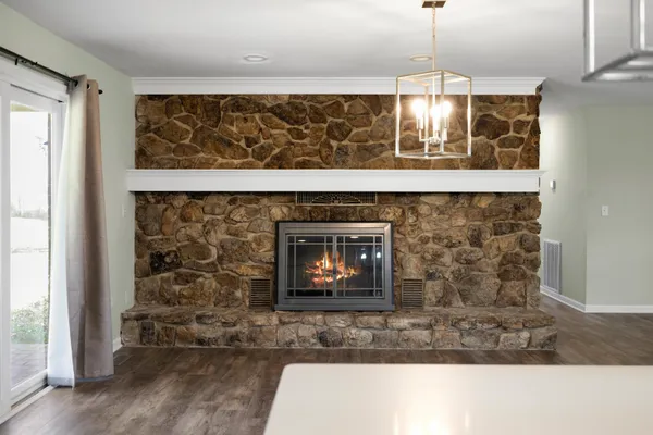 $600,000 | 41 Last Raid Lane, Churchville, VA 24421