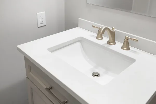 $600,000 | 41 Last Raid Lane, Churchville, VA 24421