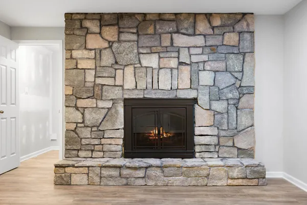 $600,000 | 41 Last Raid Lane, Churchville, VA 24421