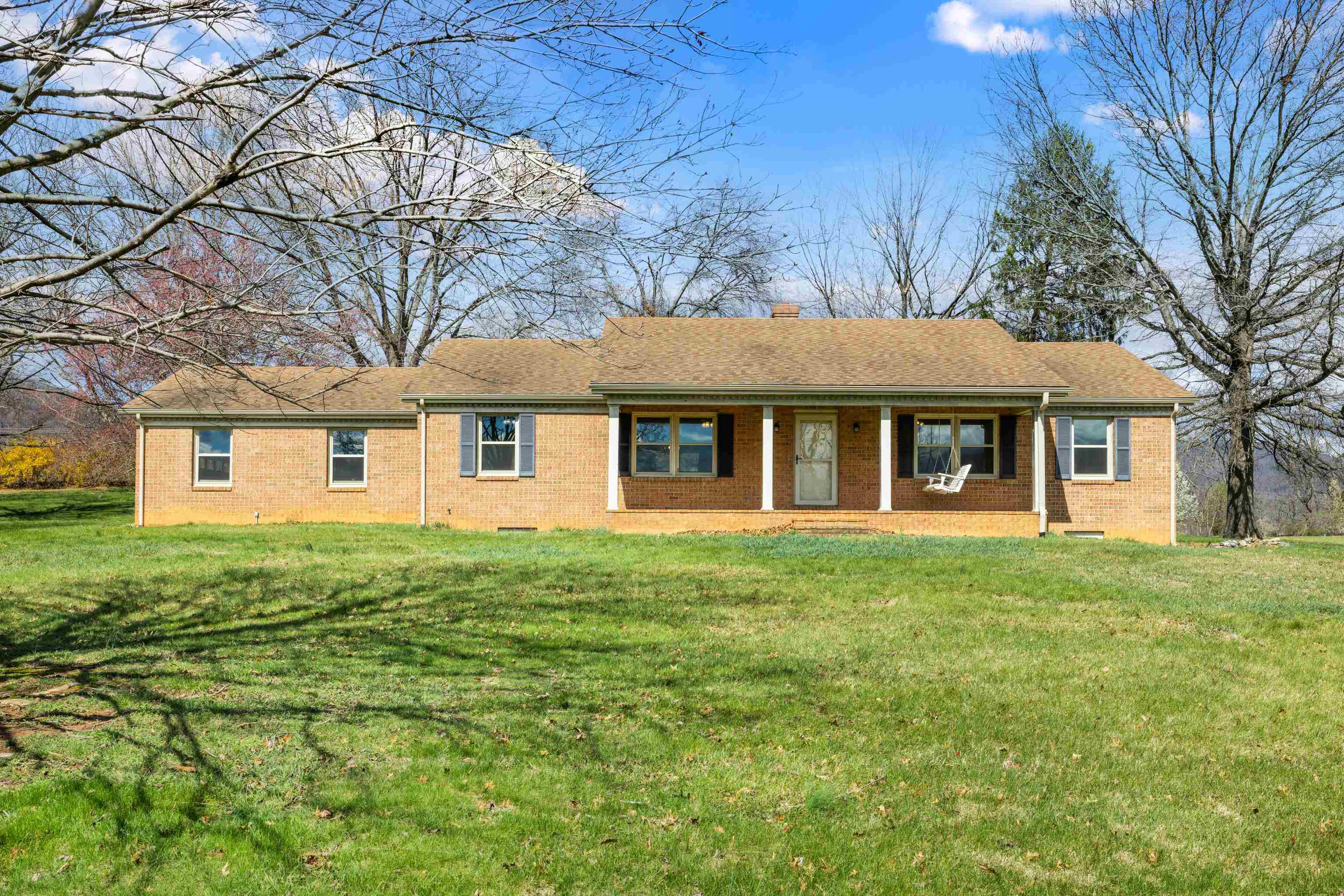 41 Last Raid Lane Churchville, VA 24421 - Photo 4 of 68