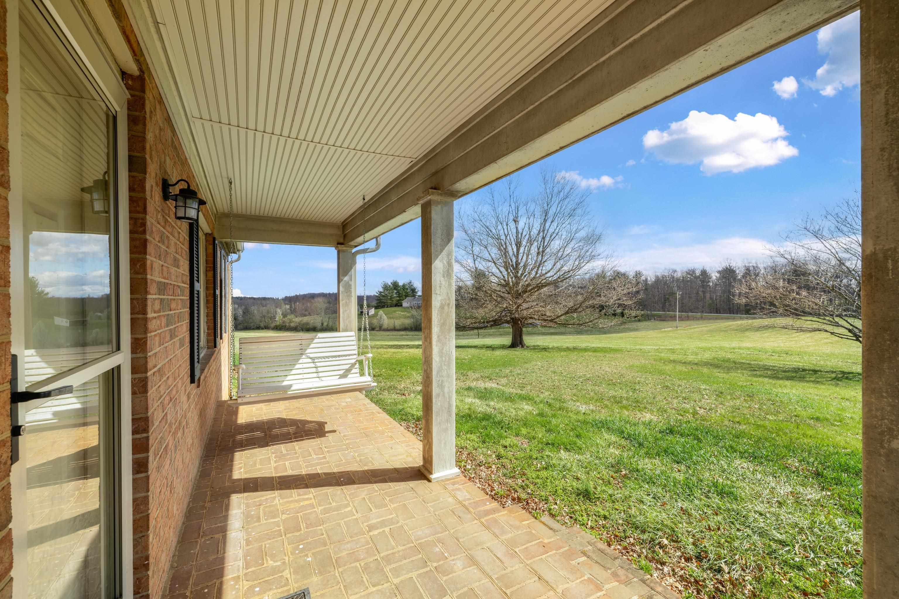 41 Last Raid Lane Churchville, VA 24421 - Photo 10 of 68