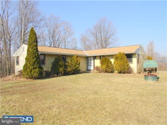 347 Ridge Road Telford, PA 18969 - Photo 1 of 10 Exterior Front