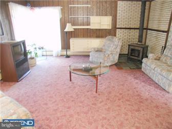 347 Ridge Road Telford, PA 18969 - Photo 3 of 10 Family Room