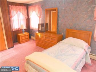 347 Ridge Road Telford, PA 18969 - Photo 9 of 10 Bedroom - Main
