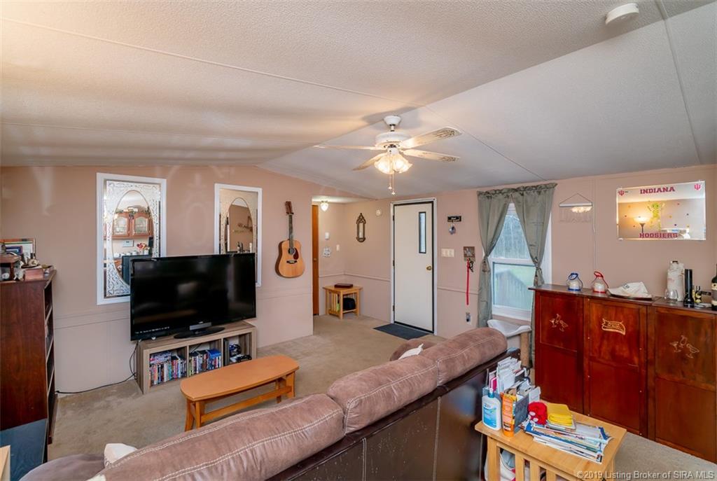 3991 Shiloh Road Southwest Corydon, IN 47112 - Photo 2 of 23