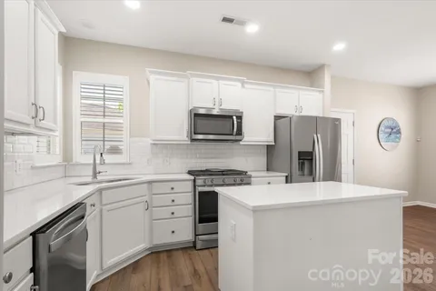 $450,000 | 6056 Great Basin Lane, Fort Mill, SC 29707