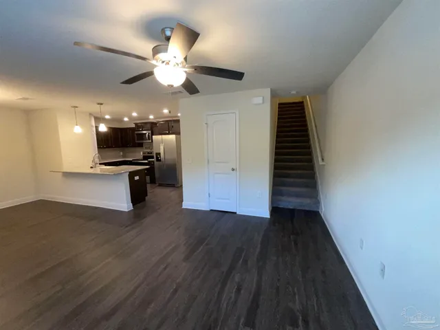 $1,635 | 5065 Peach Drive, Pace, FL 32571