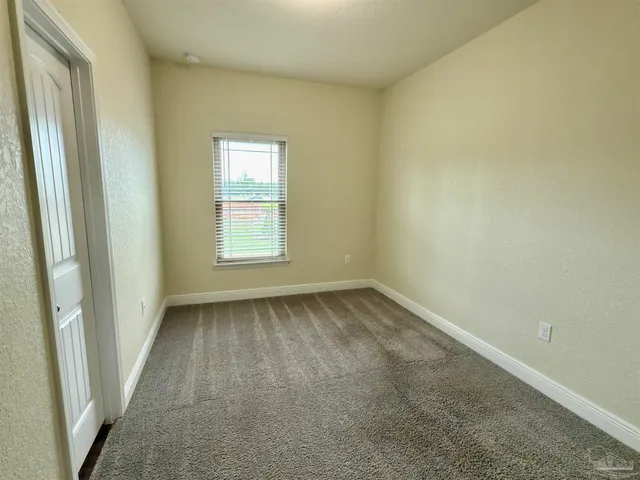 $1,635 | 5065 Peach Drive, Pace, FL 32571