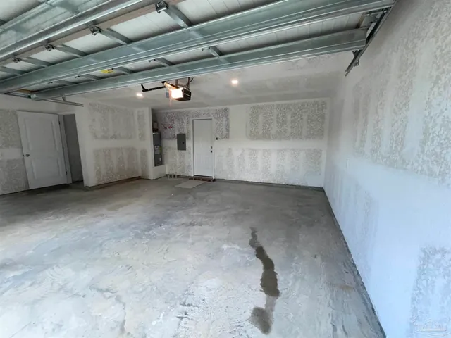 $1,635 | 5065 Peach Drive, Pace, FL 32571