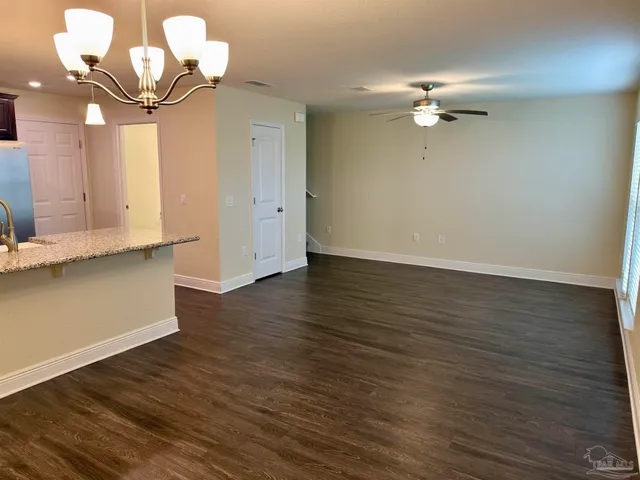 $1,635 | 5065 Peach Drive, Pace, FL 32571