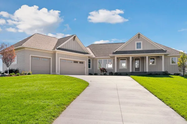 $1,299,900 | 4733 Ogden Trail Lane North, Stillwater, MN 55082