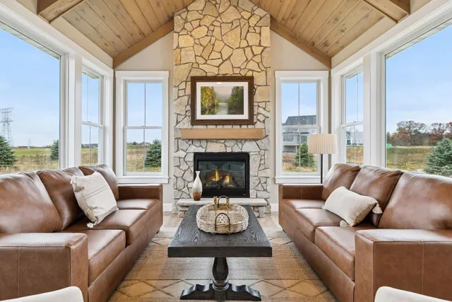 $1,299,900 | 4733 Ogden Trail Lane North, Stillwater, MN 55082