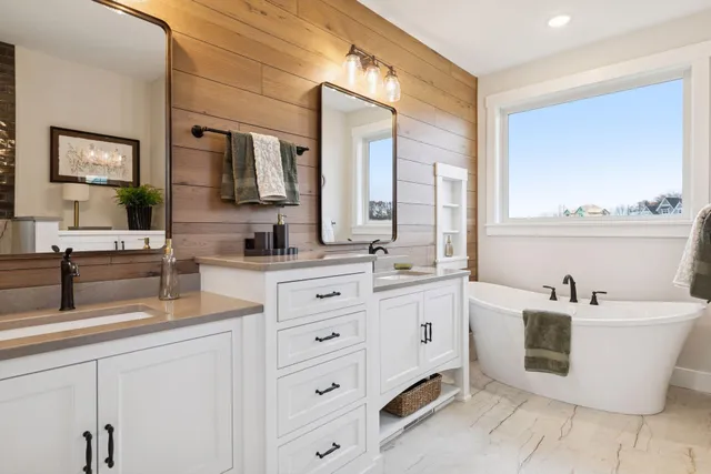 $1,299,900 | 4733 Ogden Trail Lane North, Stillwater, MN 55082