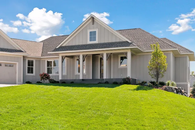 $1,299,900 | 4733 Ogden Trail Lane North, Stillwater, MN 55082
