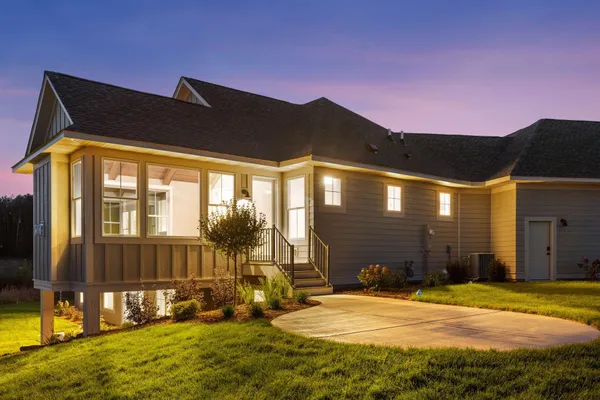 $1,299,900 | 4733 Ogden Trail Lane North, Stillwater, MN 55082